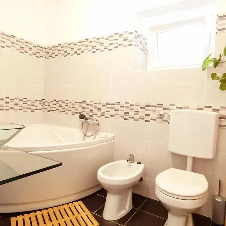 Valverde לינה וארוחת בוקר